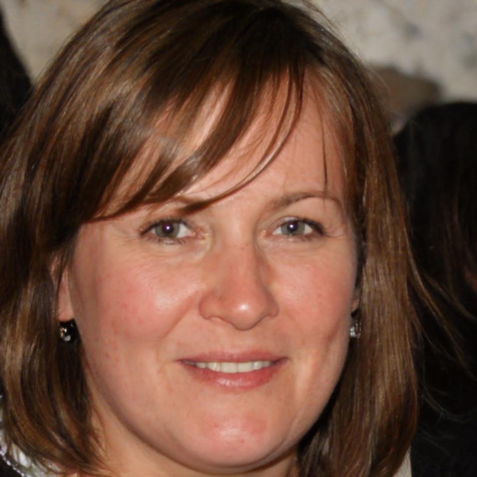 Zeynep Arslan - Reklam Gelir Optimizasyon Uzmanı